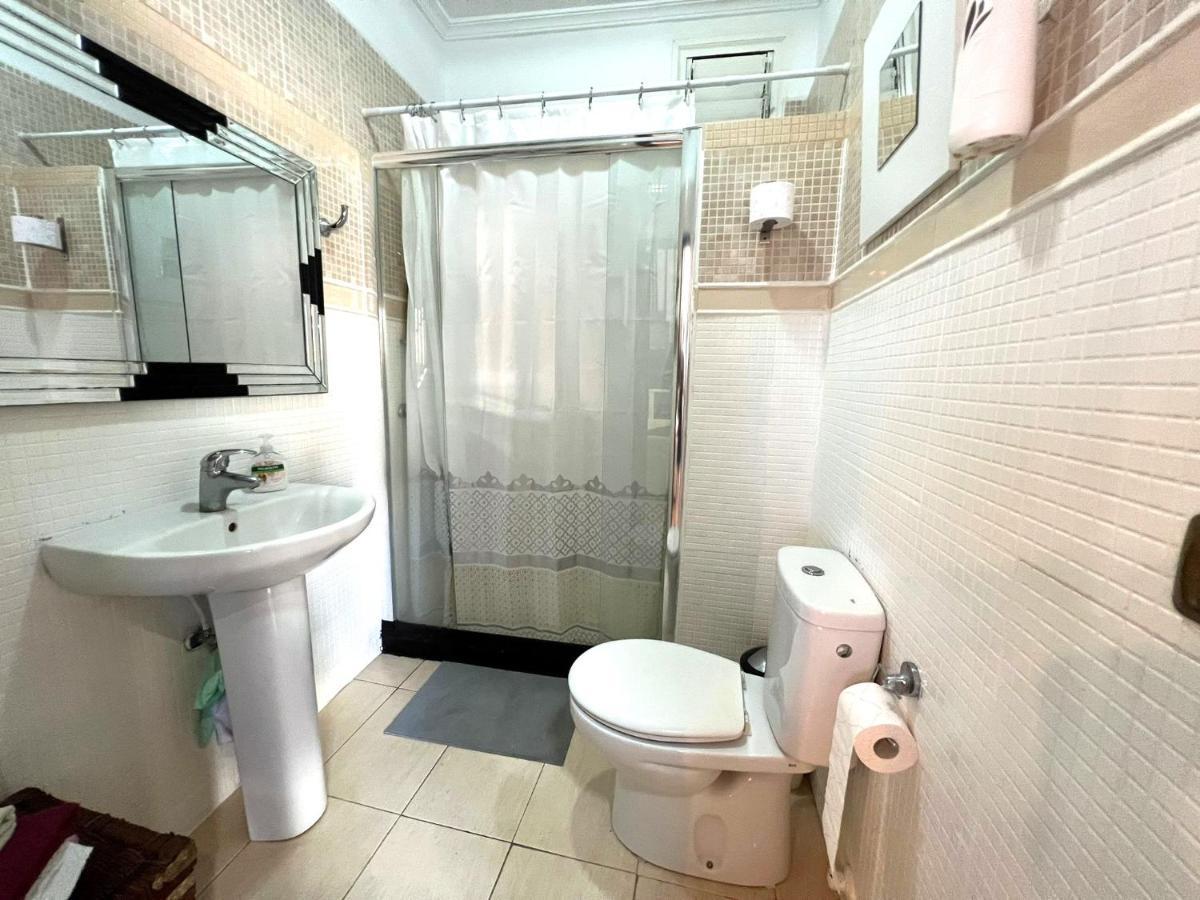 Privatunterkunft Alcamar Privada Con Areas De Sala, Cocina Y Bano Que Se Comparten Cerca Al Mar! Alcalá la Real