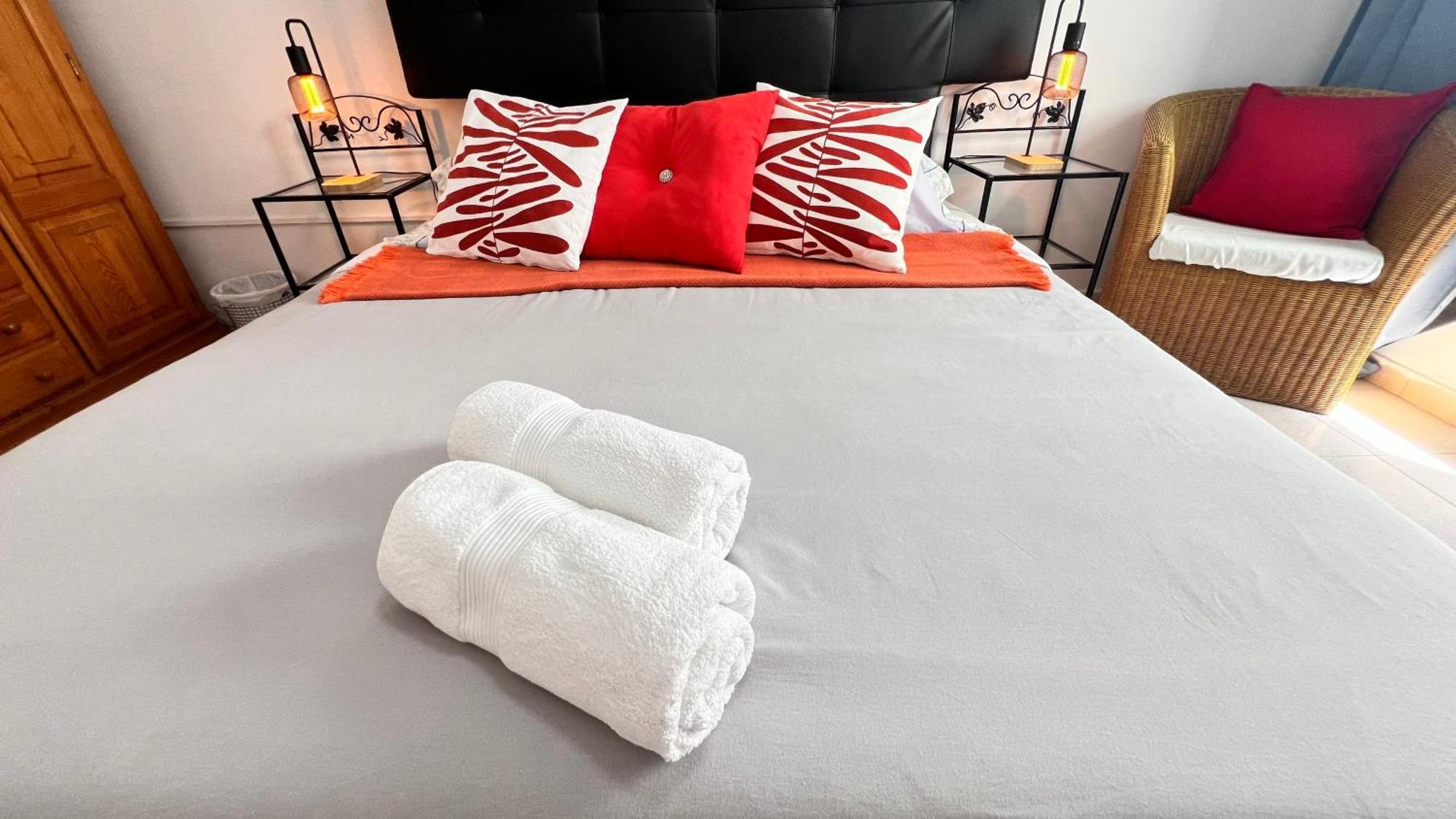 Privatunterkunft Alcamar Privada Con Areas De Sala, Cocina Y Bano Que Se Comparten Cerca Al Mar!