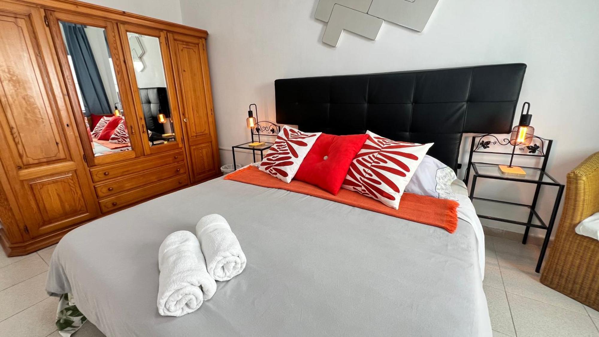 Homestay Alcamar Privada Con Areas De Sala, Cocina Y Bano Que Se Comparten Cerca Al Mar! Alcala (Tenerife)