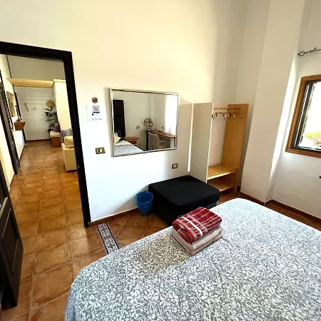 Alcamar Habitacion Privada Con Las Areas De Sala, Cocina Y Bano Que Se Comparten Cerca Al Mar! Alcala  Exterior photo